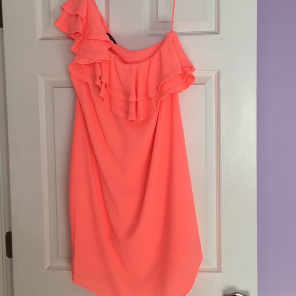 One shoulder ruffle dress